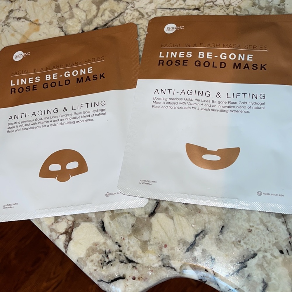 Assorted face masks - Picture 2 of 9